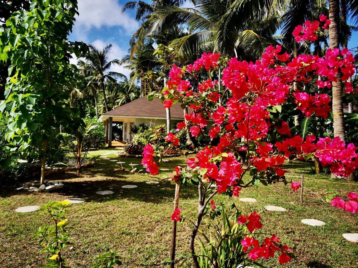 Sunset Cove Beach & Dive Resort Romblon Экстерьер фото