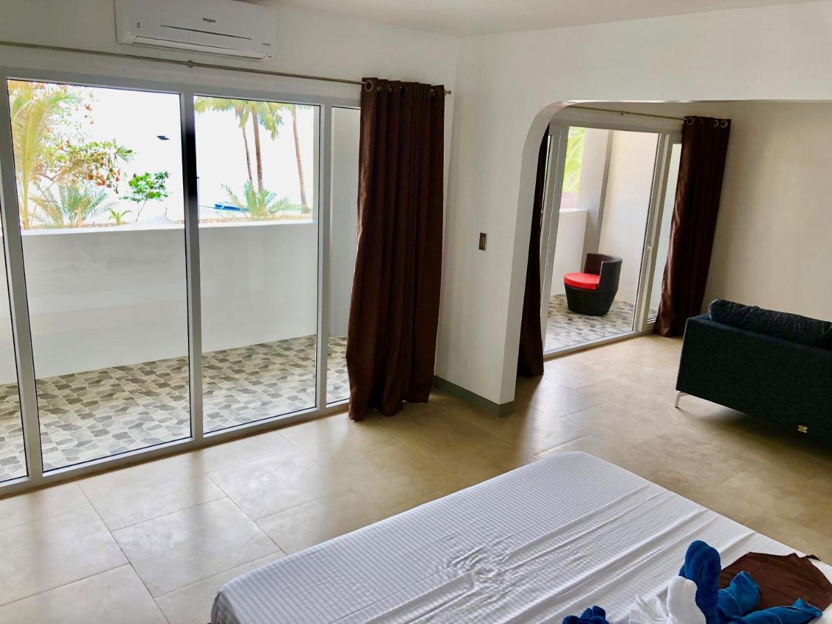 Sunset Cove Beach & Dive Resort Romblon Экстерьер фото